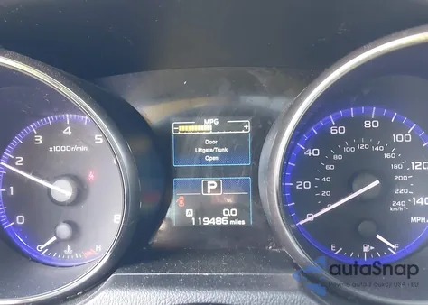 2015 Subaru Legacy 2.5I Premium из США, поврежденный, VIN 4S3BNAD64F3027241